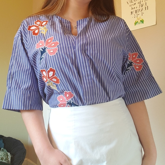 Zara Tops - 💞Zara Floral Embroidered Blue Top- Size L💞